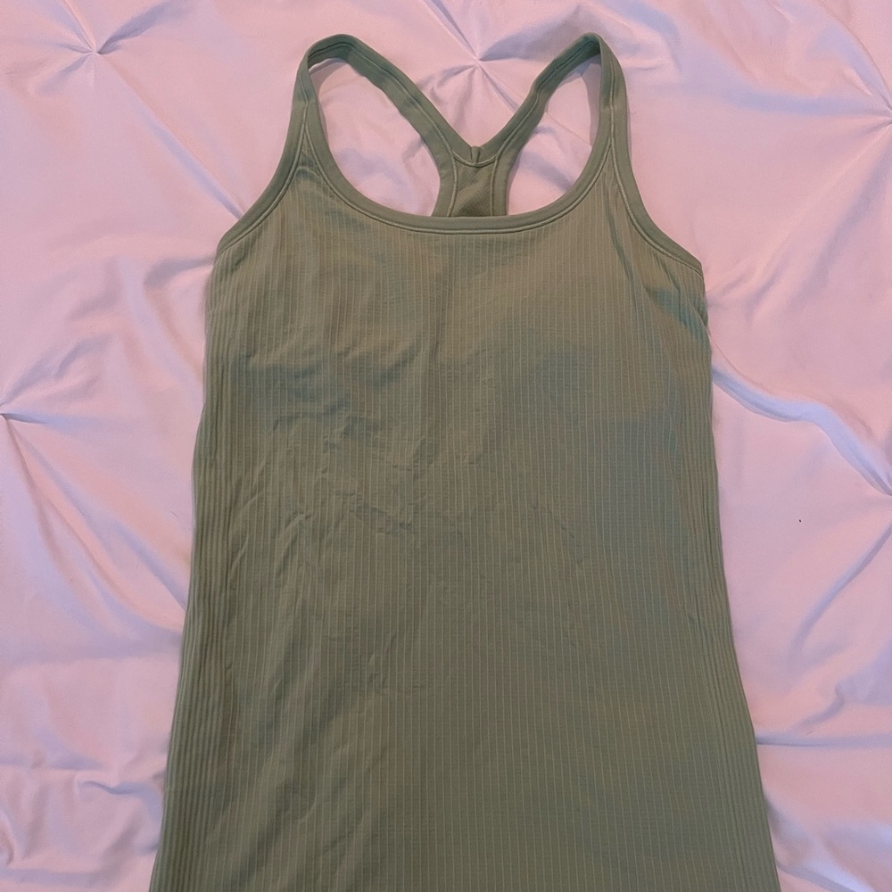 Lululemon Yoga Ebb to Street Tank (size 6)